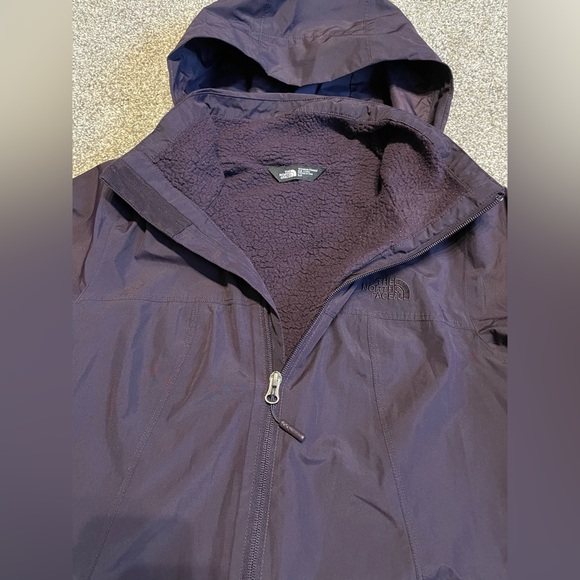 North Face Jacket Size Small - Picture 7 of 10